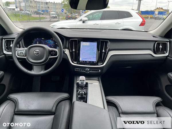 Volvo V60 B5 B AWD Plus Dark - 16