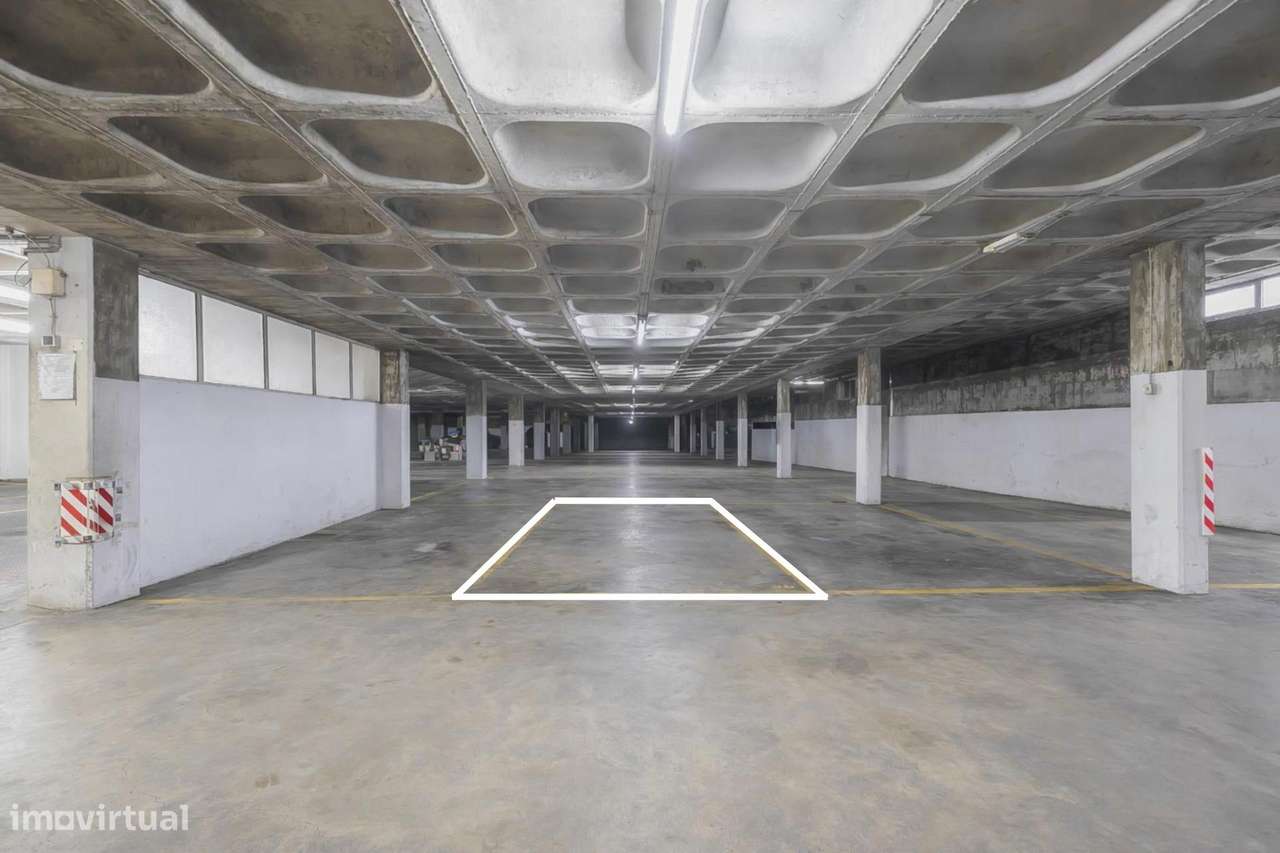 Apartamento T3 Totalmente Renovado em Gueifães – Excelente...-28