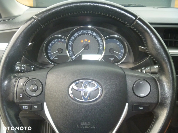 Toyota Corolla 1.6 Active - 25