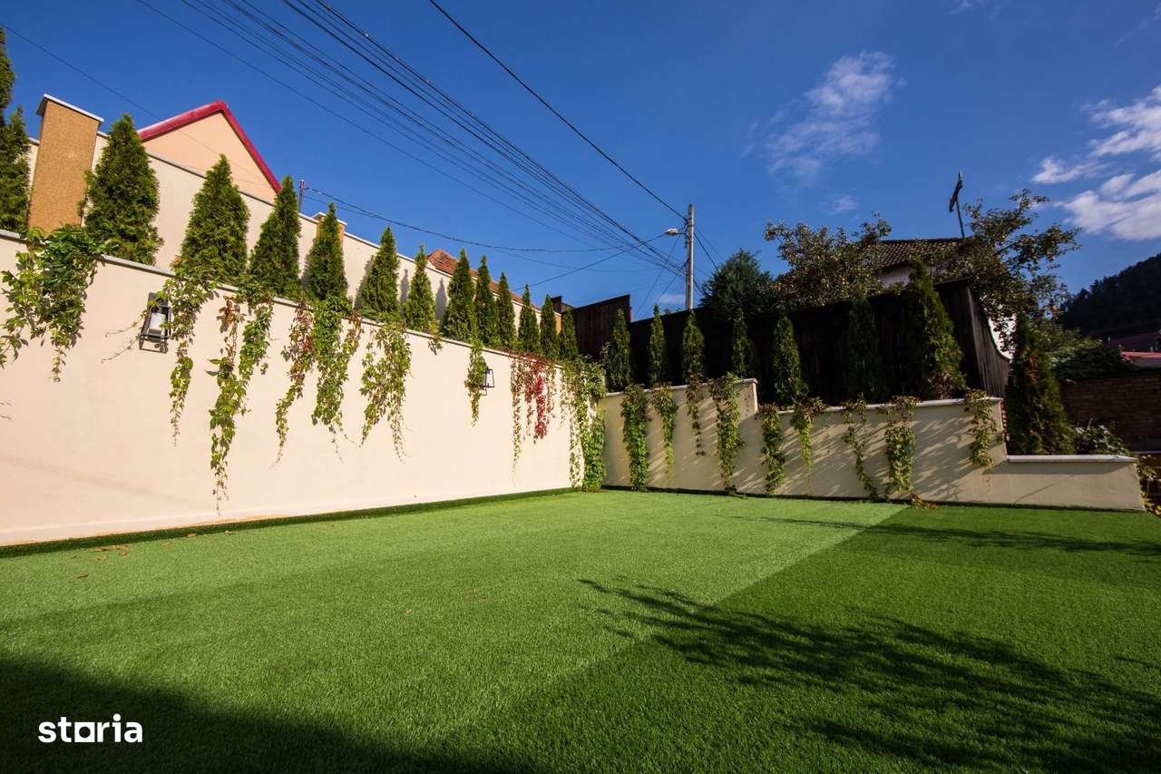 Casa Saseasca, superba, renovata LUX, Sacele! - Imagine principală: 3/20
