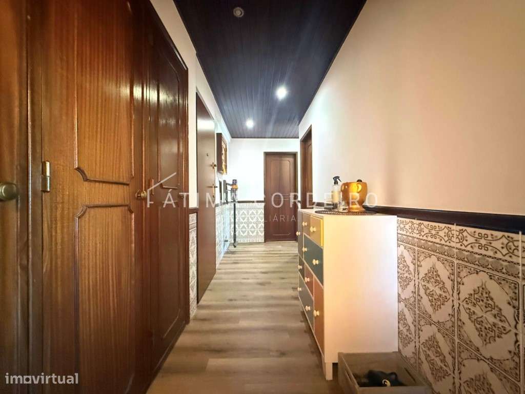 Excelente apartamento T2 com vista para a Serra de Sintra-22