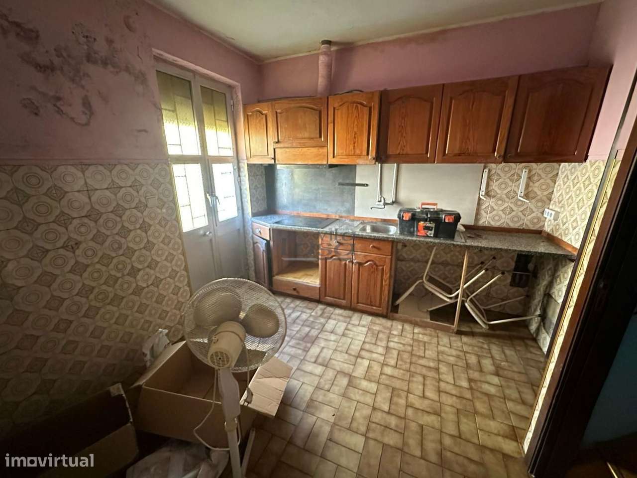 Casa T4 em Oliveira do Douro V.N de Gaia. - Grande imagem: 4/28