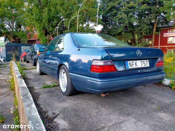 Mercedes-Benz W124 (1984-1993) - 4