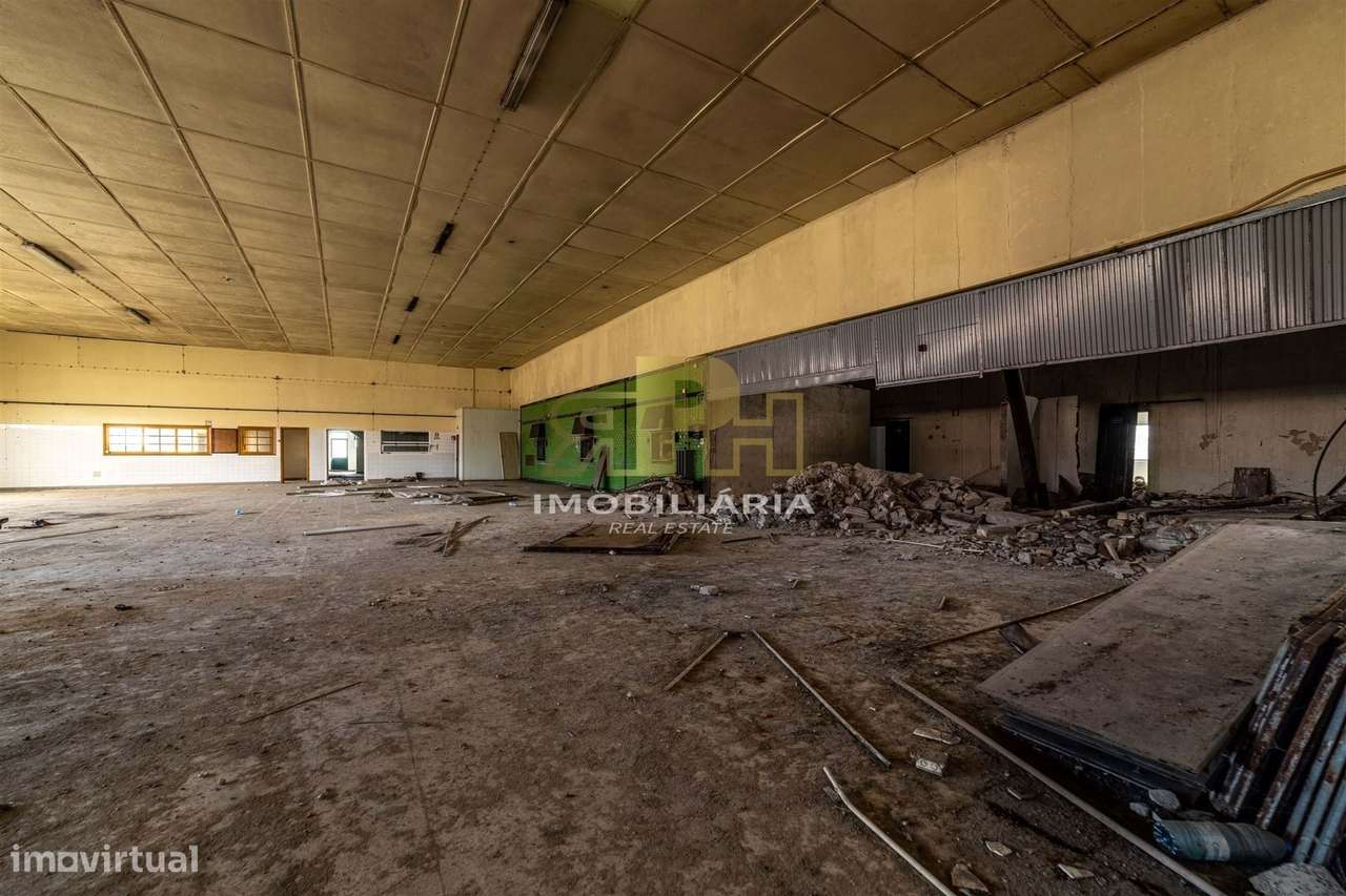 Armazém T6 Venda em Alcanhões,Santarém-16