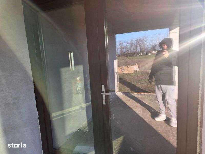 Casa de vanzare... - Imagine principală: 5/5