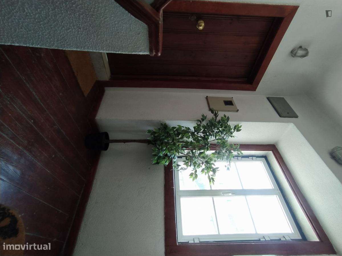 Apartamento com 1 quartos - localizado em Princípe Real Lisbon - Grande imagem: 5/10