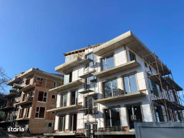 Apartament 4 camere, 123 mp, 4 balcoane, str. Campului, semifinisat-2