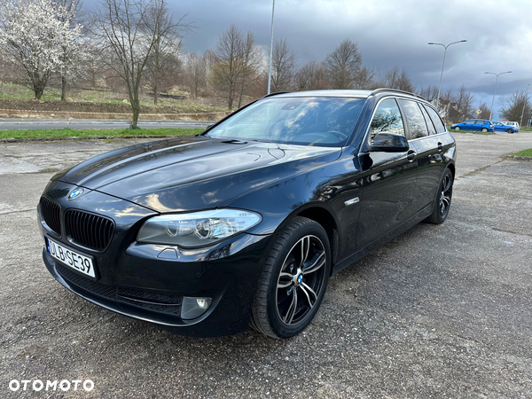 BMW Seria 5 520d Touring - 4