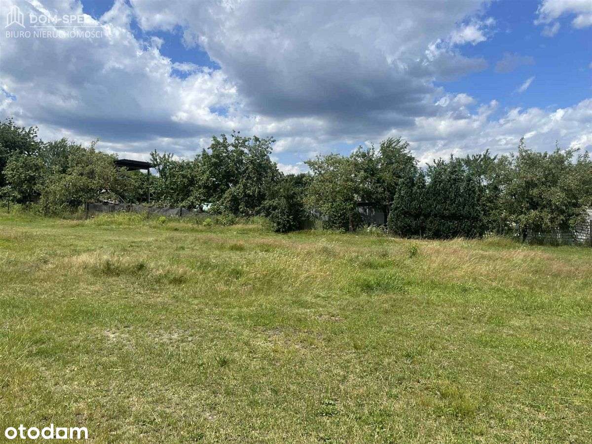 Atrakcyjna działka w Boguszowicach-0