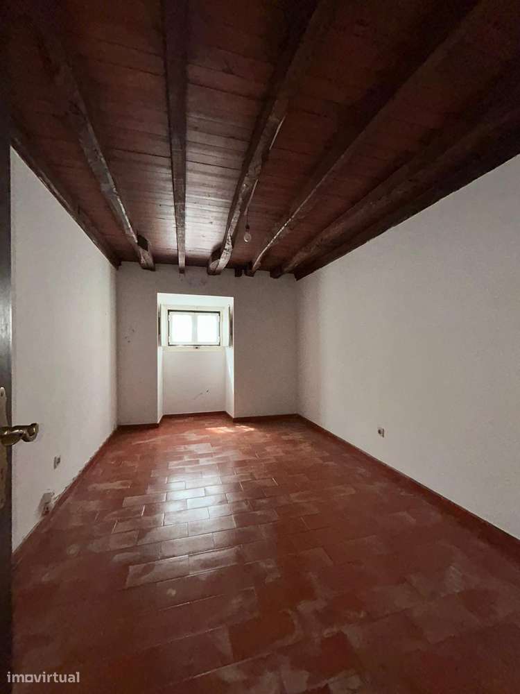 Palacete de Charme T8: Uma Joia Arquitetónica de 3-33