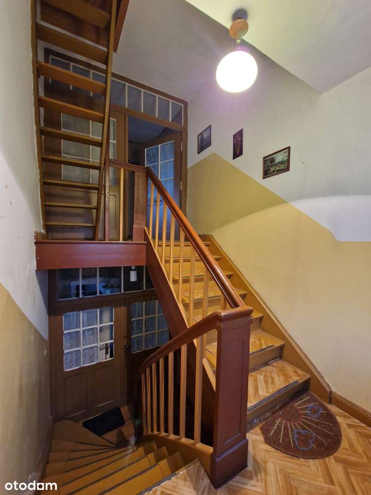 Dom z dużym ogrodem, 2 niezależne mieszkania, garaż i budynek gosp.-17