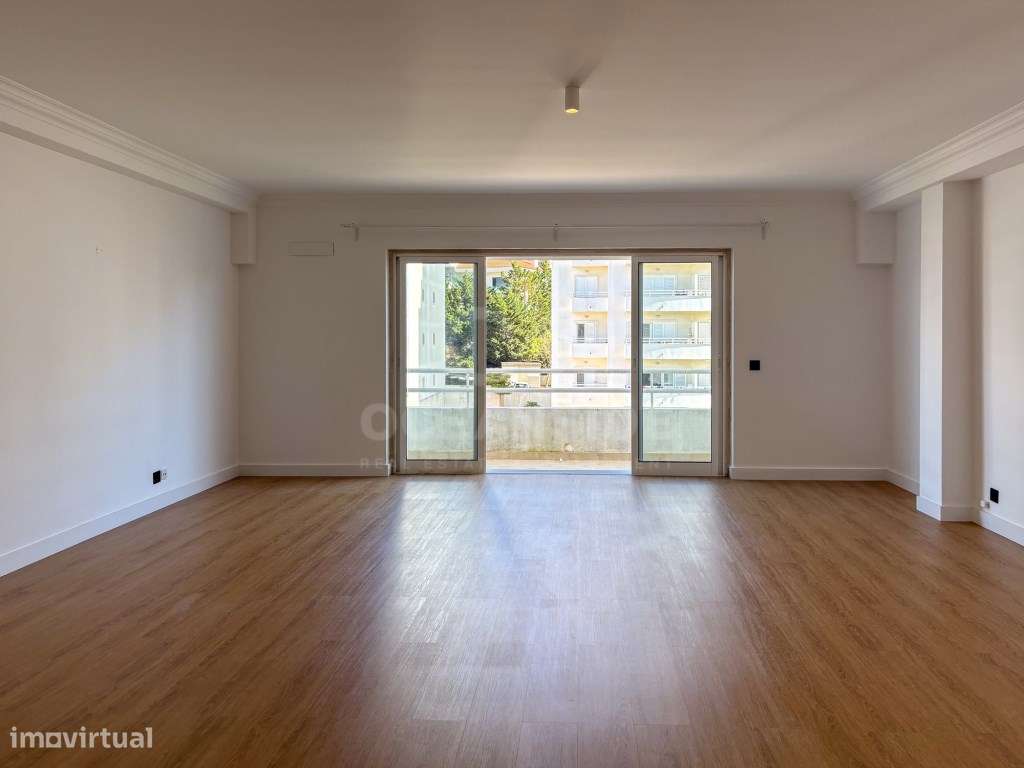 Apartamento T3 duplex - Estoril-16