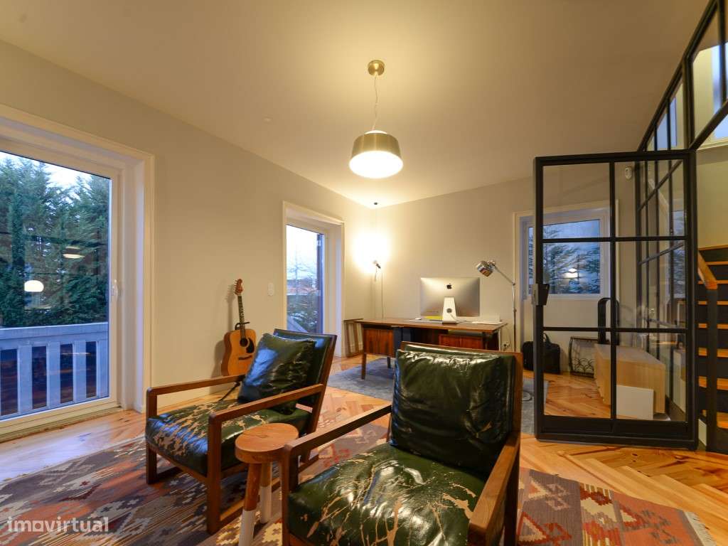 Moradia T3 de Luxo com piscina localizada na Foz do Douro - Grande imagem: 1/34