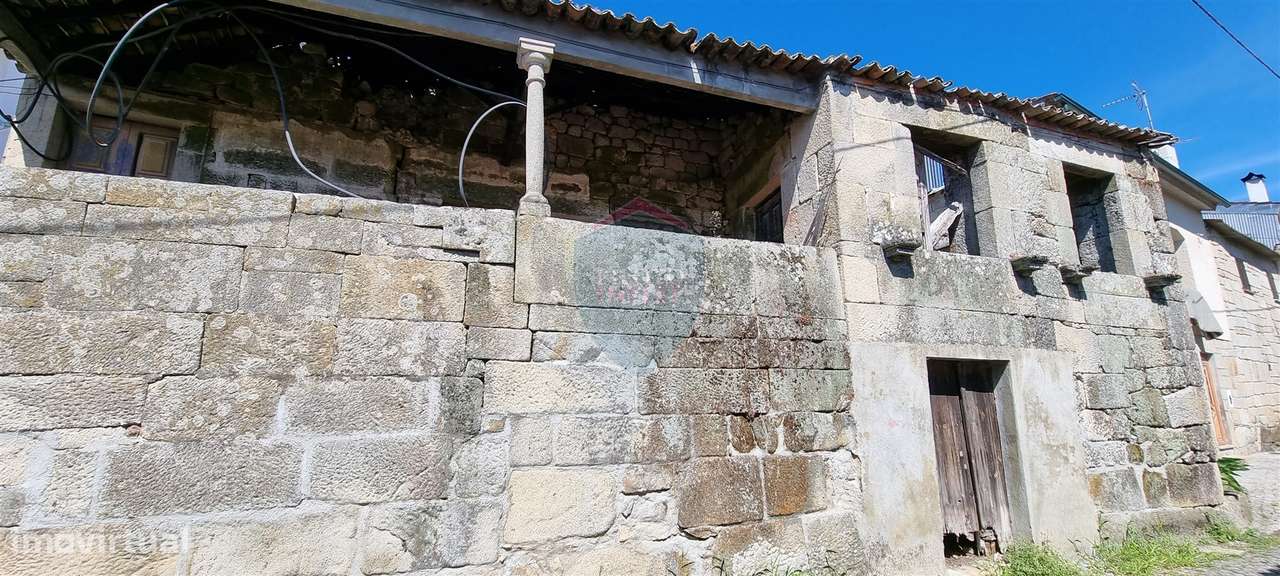 Moradia para Restaurar T4 Venda em Ribafeita,Viseu - Grande imagem: 2/10