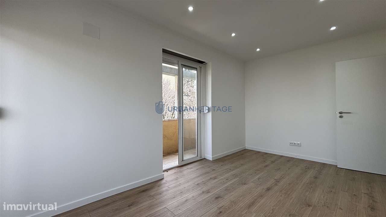 Apartamento T2 Venda em Águas Livres,Amadora-12