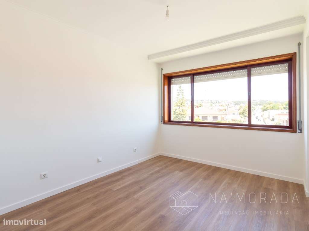 Apartamento T4 renovado para venda em Escapães, Santa Maria da Feira-13