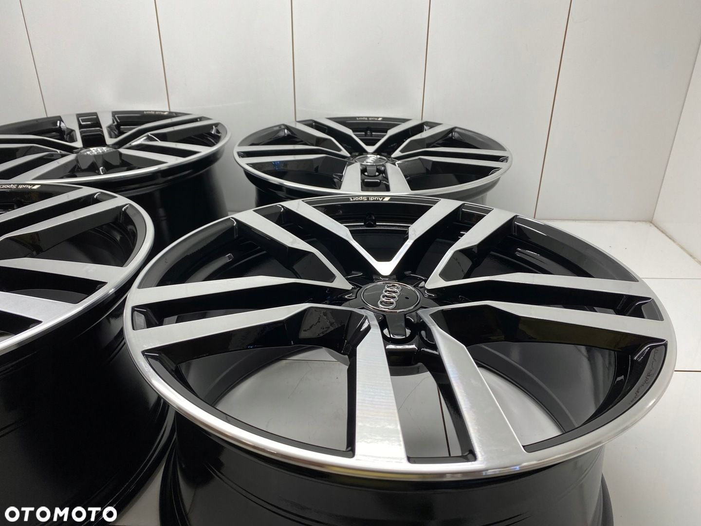 FELGI 19 AUDI 8S0 TT RS 9 ET52 AUDI SPORT OEM - 3