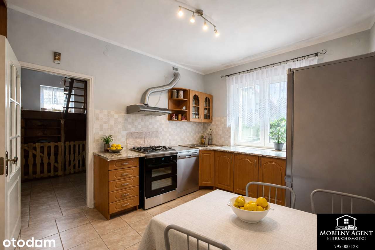 Piękny Przytulny Dom 6 pokoi z piętrem + Piwnica w Szprotawie-8