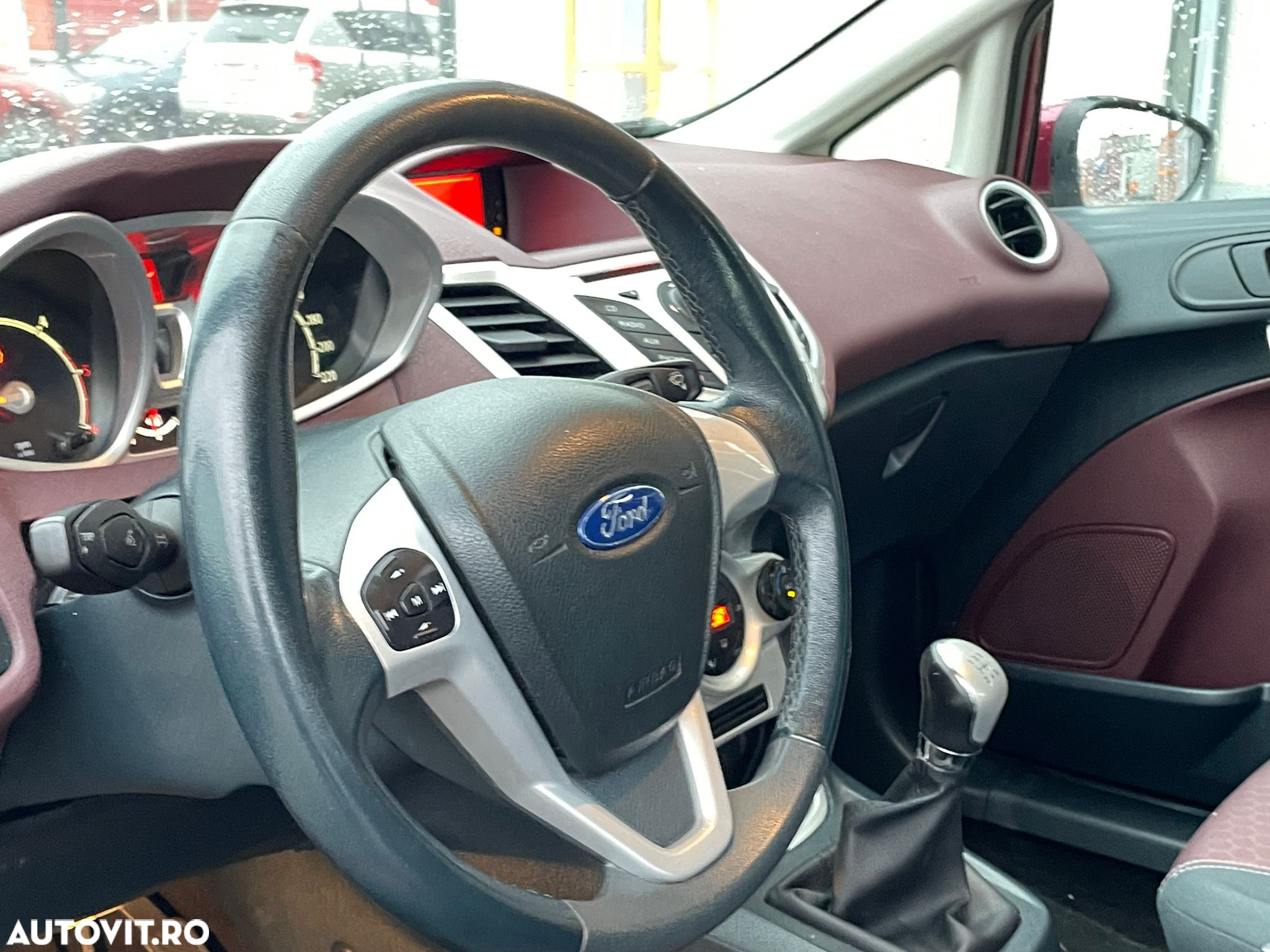 Ford Fiesta 1.6 TDCi Titanium - 19
