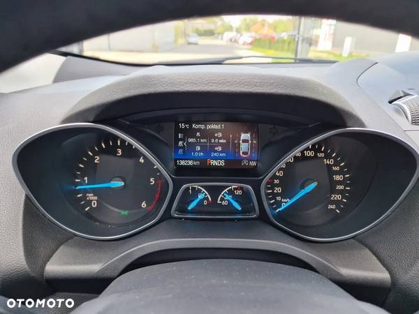 Ford Kuga 2.0 TDCi AWD Titanium - 35