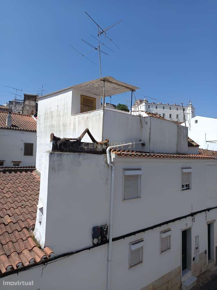 Espaçosa Moradia para Recuperação em Estremoz-11