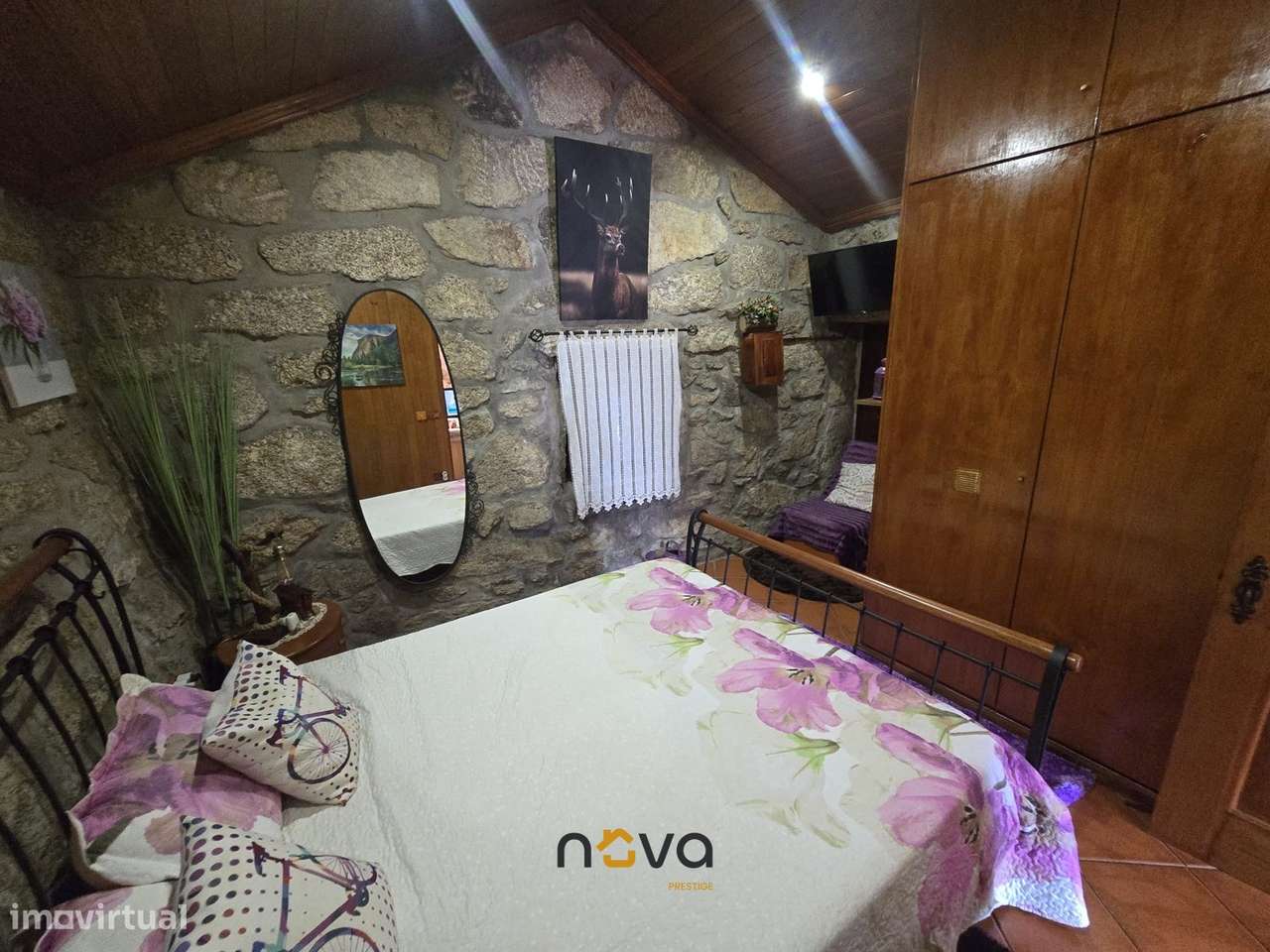 Moradia T3 situada no Soajo-40
