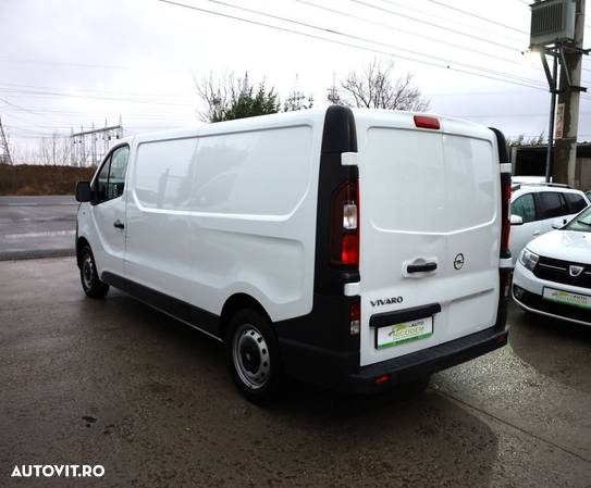 Opel Vivaro - 4