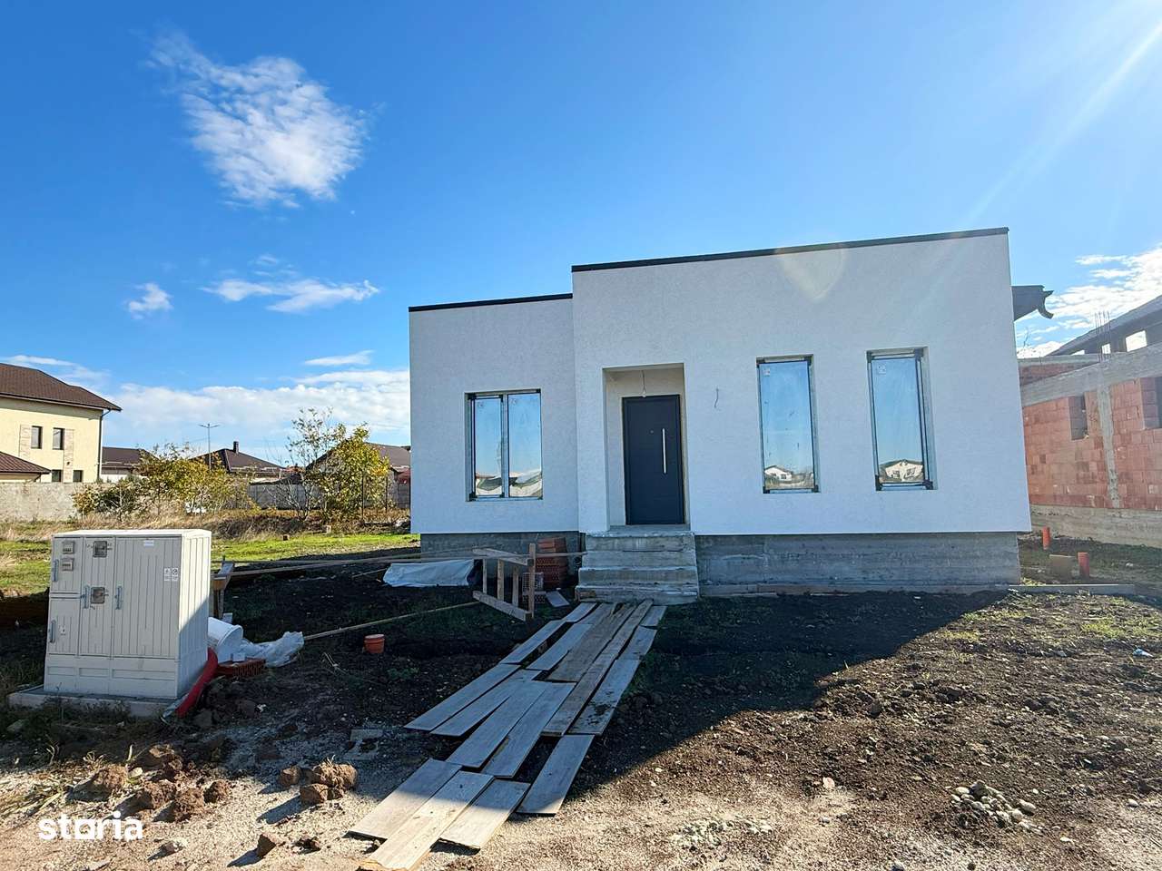 Vila Individuala / 4 Camere / 2 Bai / Teren 300 mp - Imagine principală: 3/3