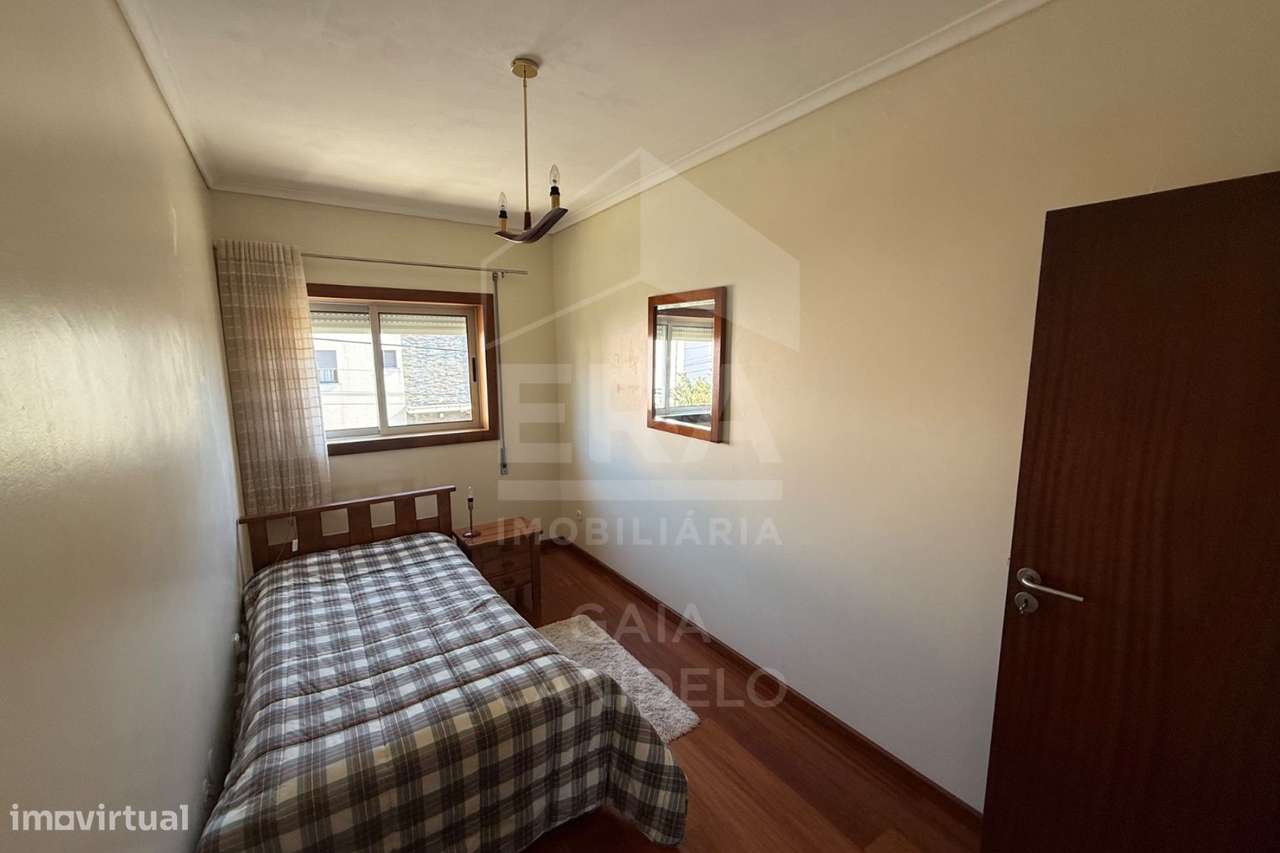 V4 de duas frentes na Madalena-7