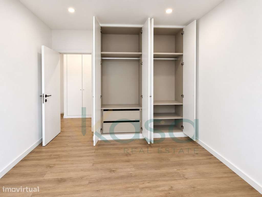 T2 totalmente remodelado e equipado no Lavradio | 83 m² | 265.500 €-12