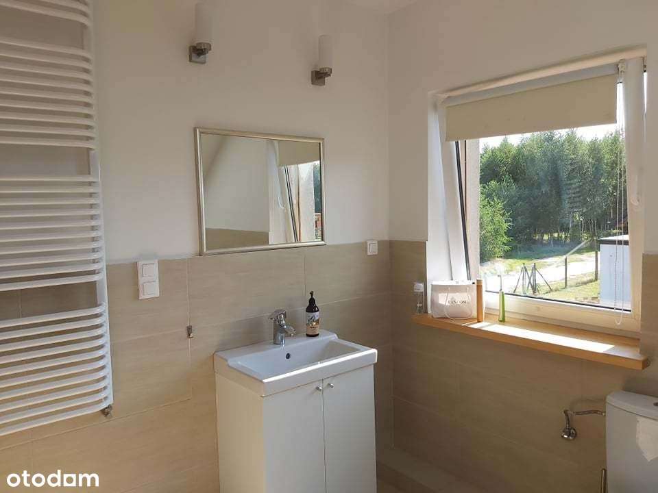 Przytulny dom w świetnej okolicy! | Chroboty-11