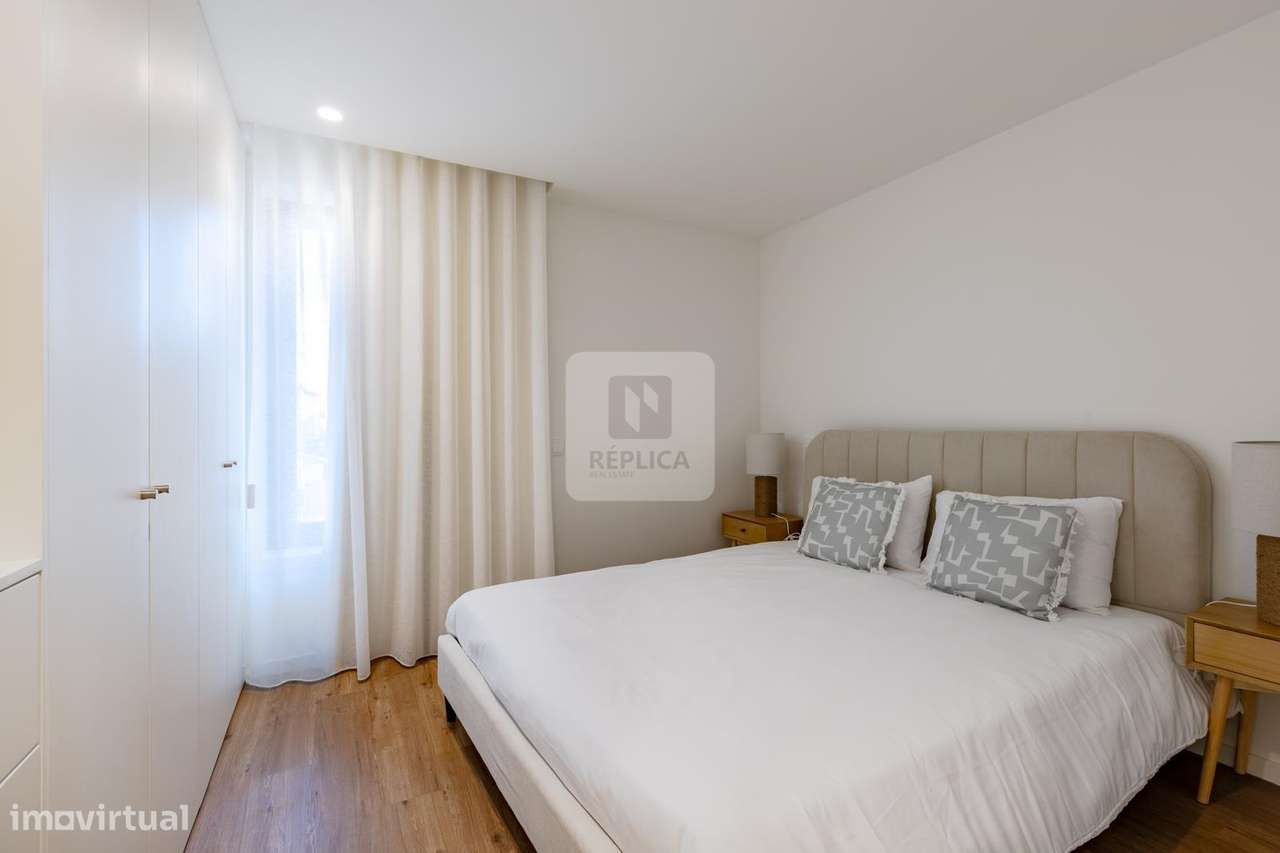 Penthouse T4 com Vista Panorâmica no Centro de Vila Nova de Gaia-26
