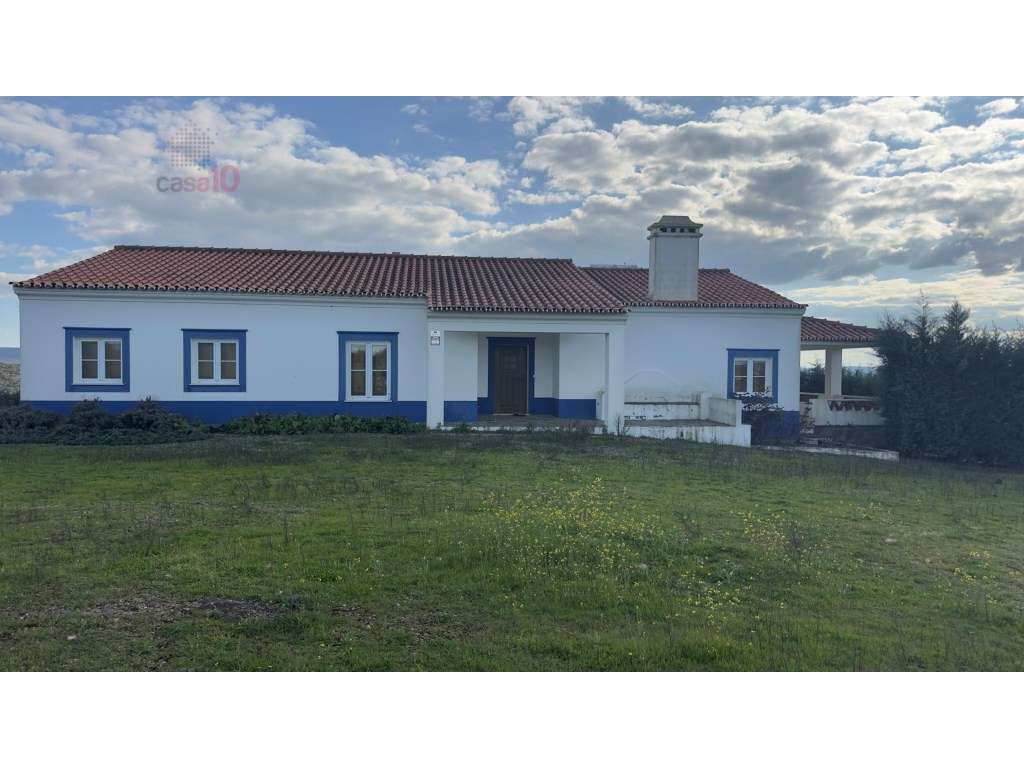 Vende-se propriedade com vista Panorâmica sobre Estremoz. - Grande imagem: 2/54