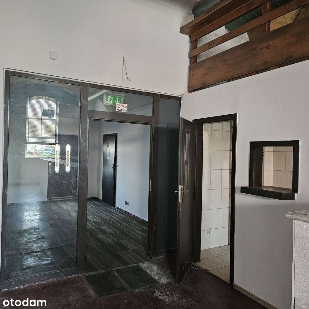 Kamienica w centrum miasta-11