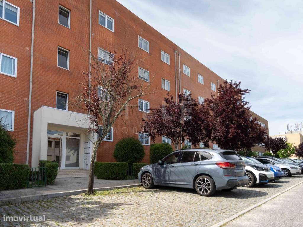 Apartamento T2 com Garagem à Venda na Senhora da Hora | CityGolf, M...-28