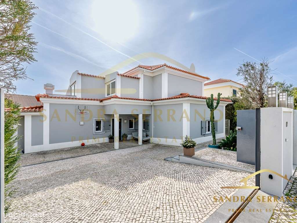 Magnifica moradia T4+2 renovada na Quinta da Beloura-26