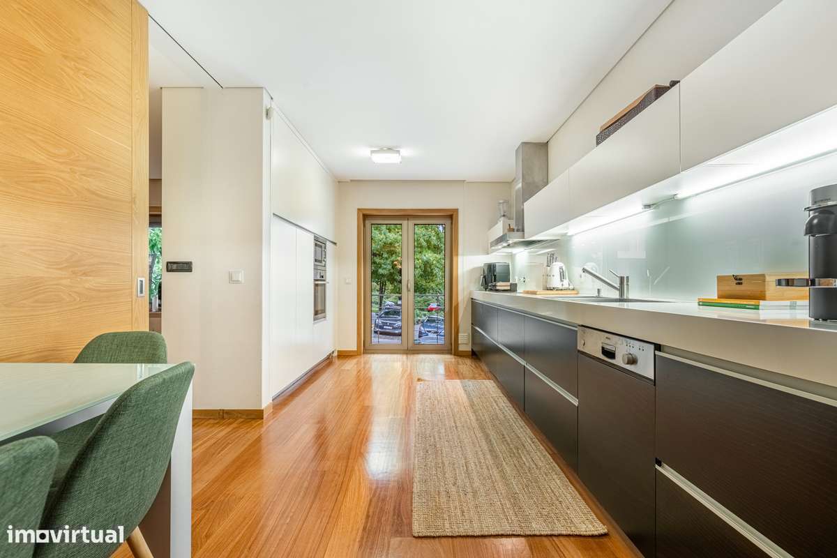 Moradia T3 + escritório à venda em Fraião - Braga-7