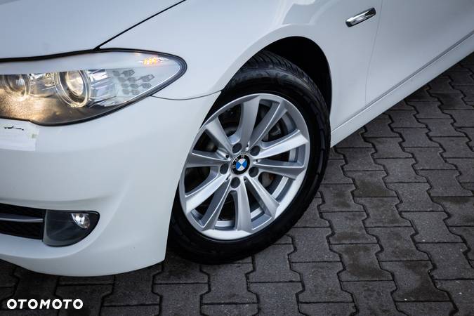 BMW Seria 5 535i xDrive - 30