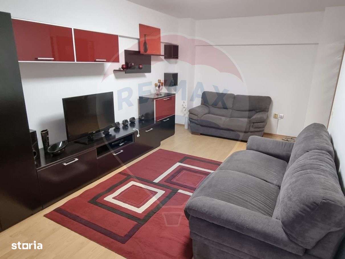 Apartament cu 3 camere de închiriat, strada Stefan cel Mare,zona Mall - Imagine principală: 1/12
