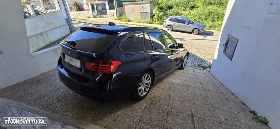 BMW 318 d Touring Blue Performance Luxury Line - 11