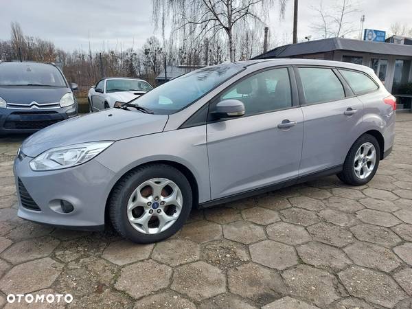 Ford Focus 1.6 TDCi DPF Trend - 4