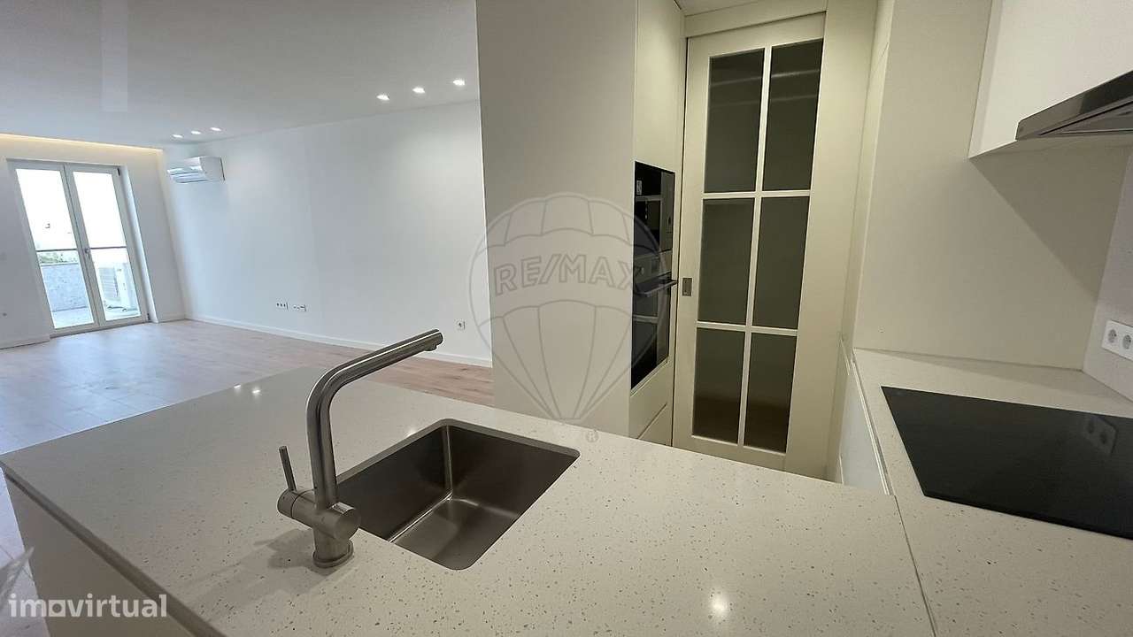 Apartamento T2 para arrendamento - Grande imagem: 3/16