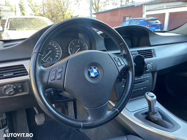 BMW Seria 3 318d DPF Edition Exclusive - 10