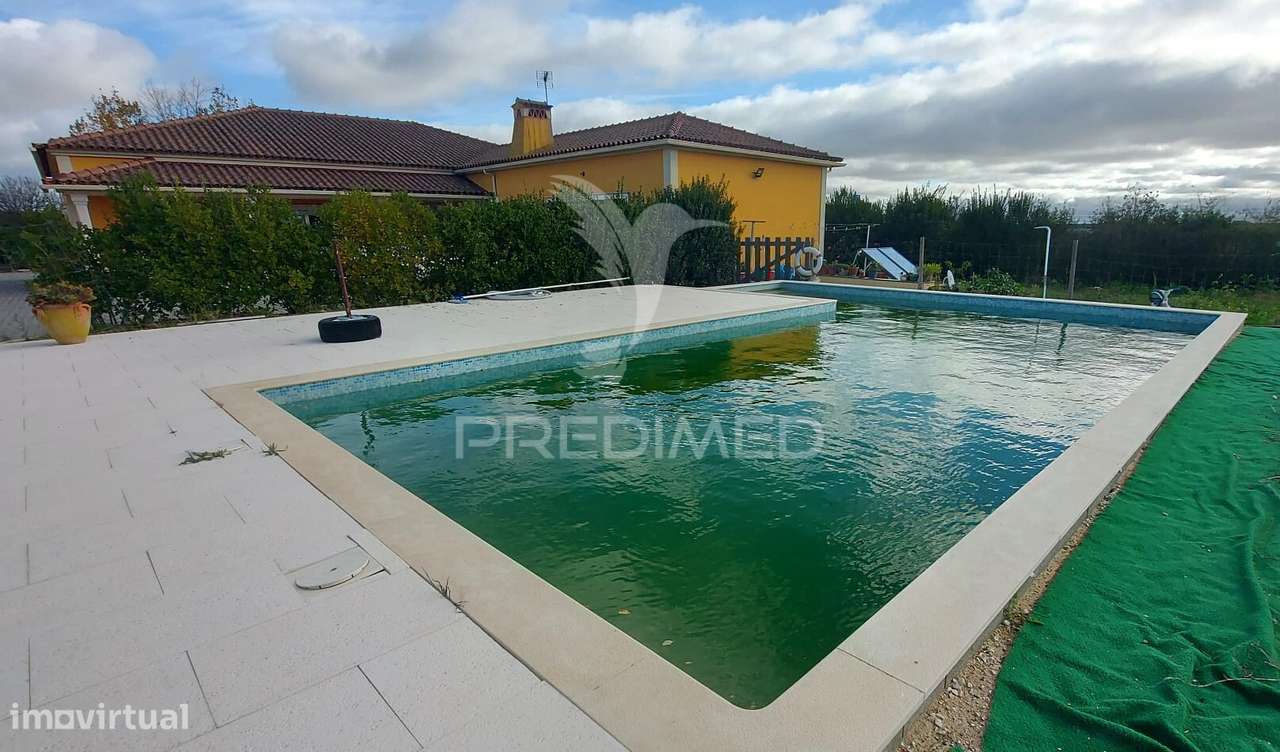 Moradia T5 com piscina em Achete a 10 minutos de Santarém. - Grande imagem: 2/26