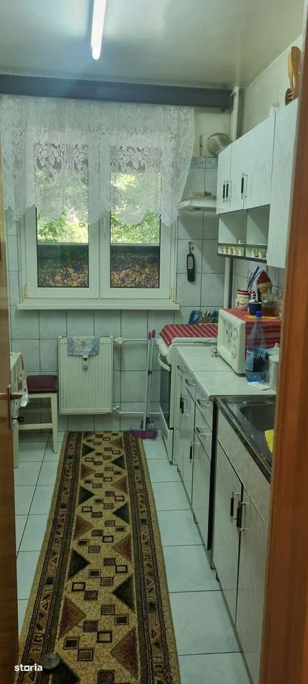 Închiriere Apartament 3 camere-Drumul Taberei- - Imagine principală: 4/10