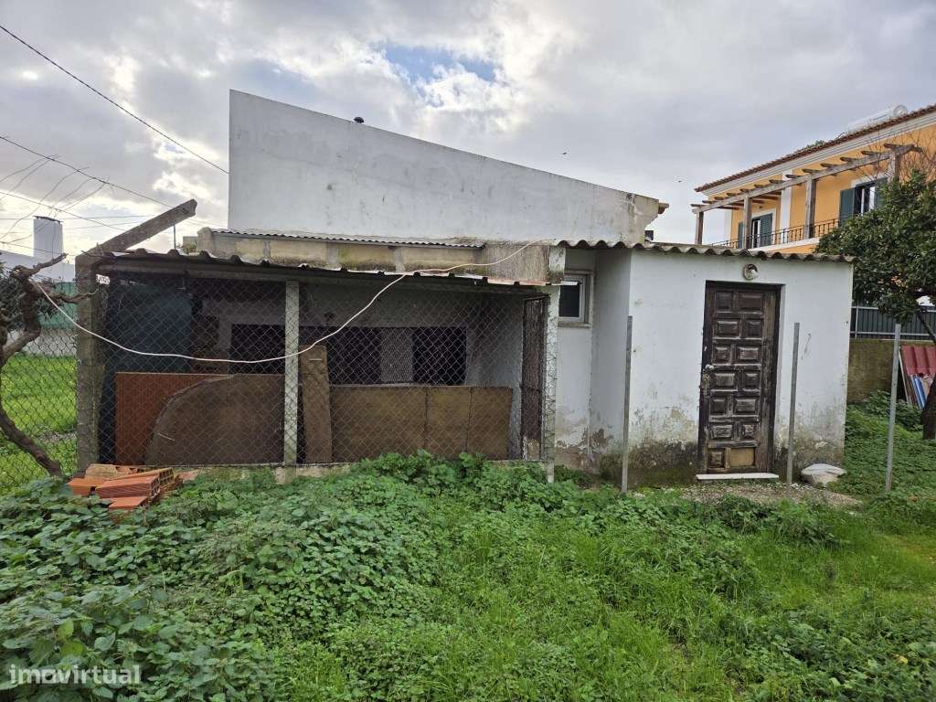 Terreno para construção urbana inserido em AUGI-5