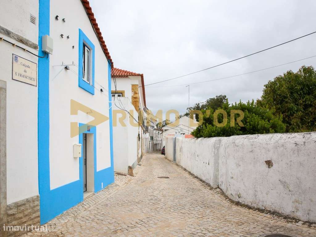 Moradia T2 na Vila Alta - O Encanto do Centro Histórico de Alenquer-6