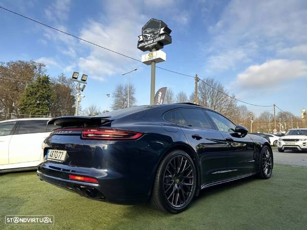 Porsche Panamera 4 S - 1