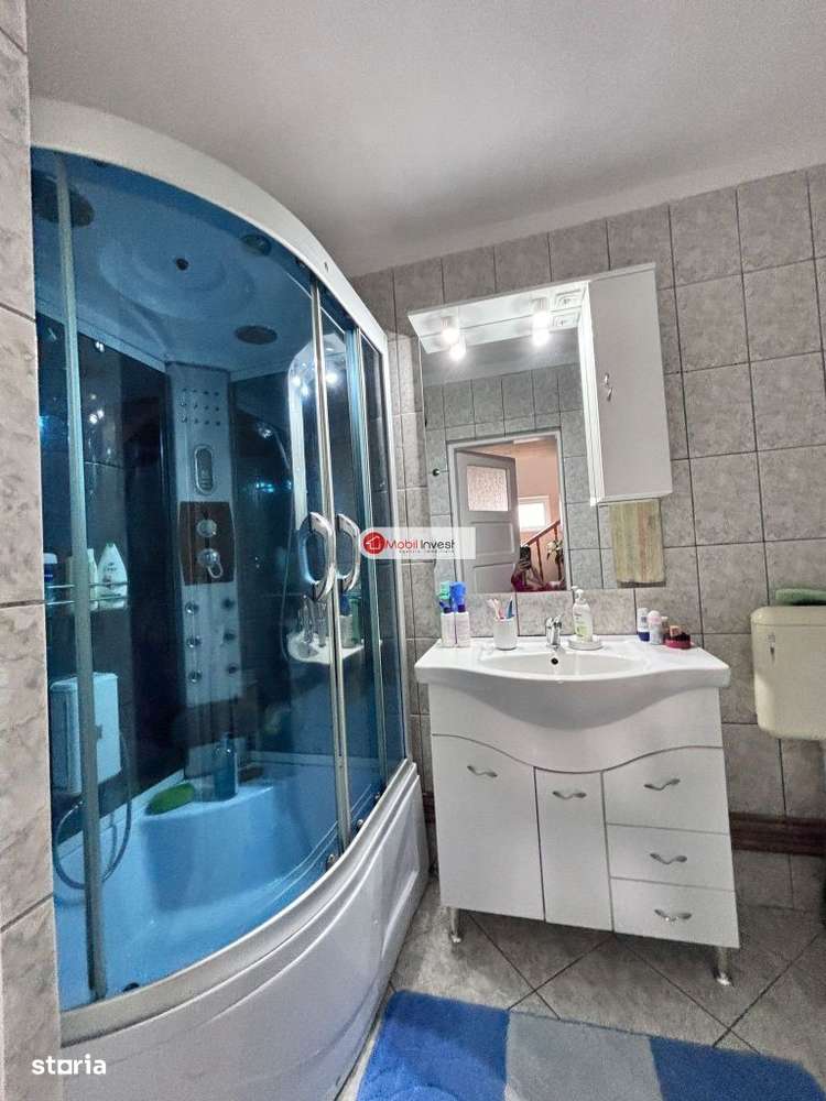 Casa tip duplex S+P+M,cu garaj si teren de 462 mp,in centrul orasului!-6