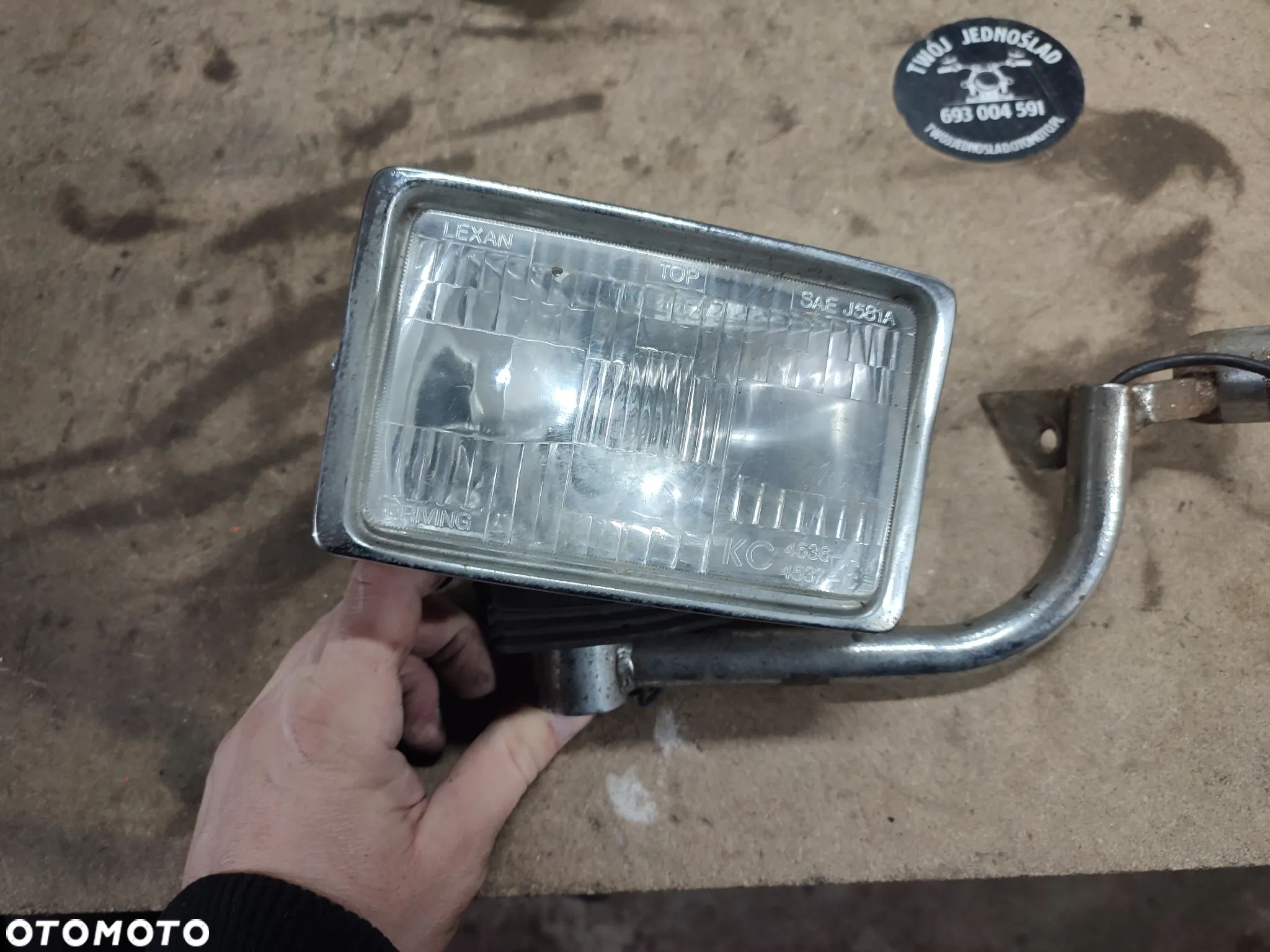 Lampa przód, reflektor, halogen motocyklowy, stelaż halogenu - 1